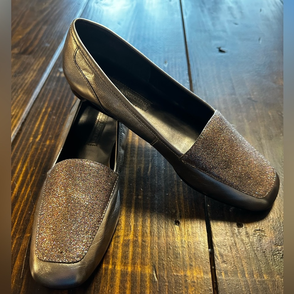 Enzo Angiolini leather flats